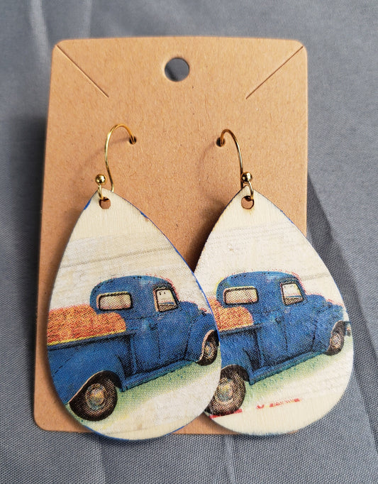 Vintage Blue Truck with American Flag Earrings side profile.